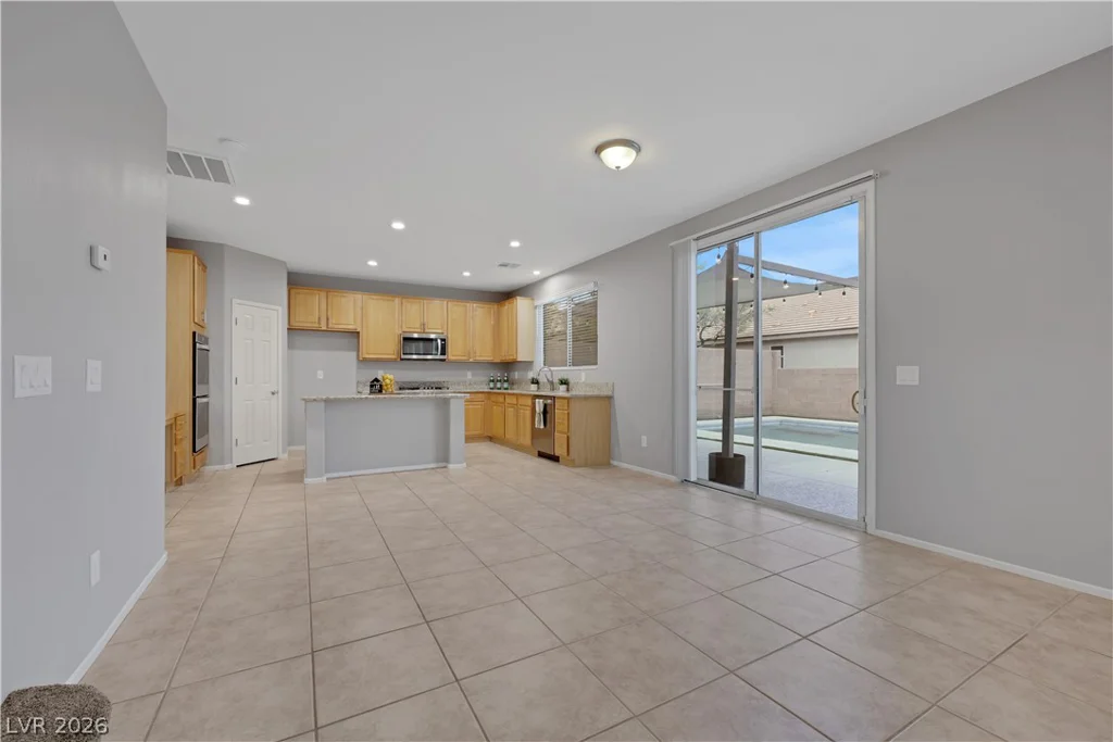9020 White Eyes, Las Vegas, NV 89143