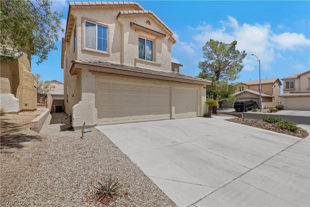 9020 White Eyes, Las Vegas, NV 89143