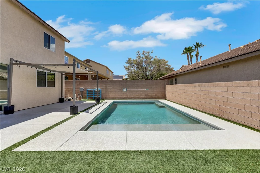 9020 White Eyes, Las Vegas, NV 89143