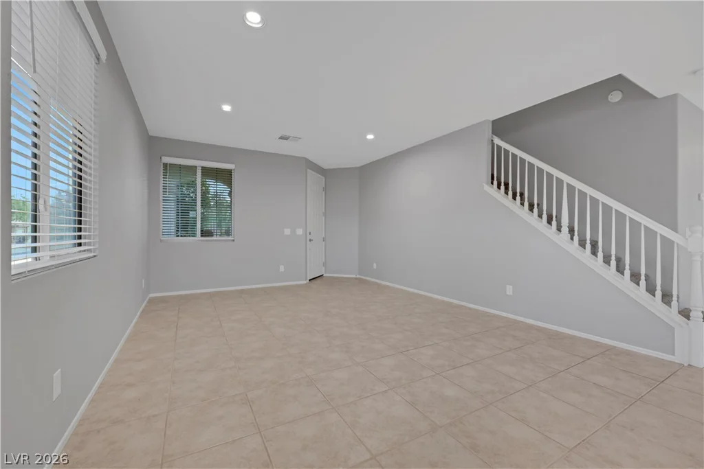 9020 White Eyes, Las Vegas, NV 89143