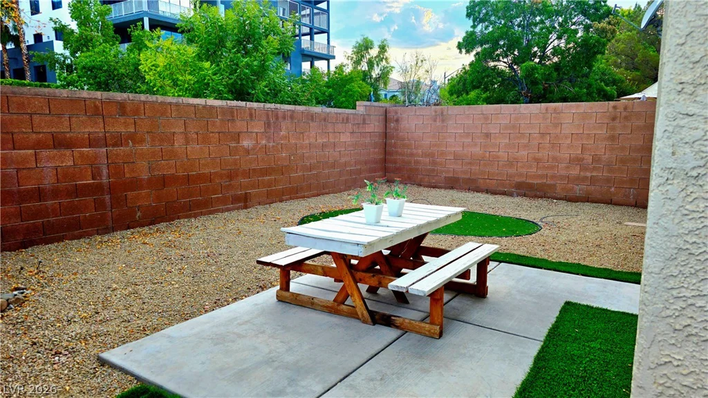 9045 Spirit Canyon, Las Vegas, NV 89149