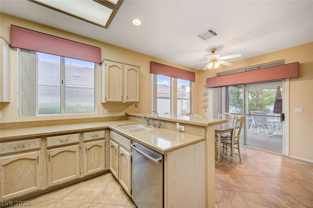 2115 High Mesa, Henderson, NV 89012