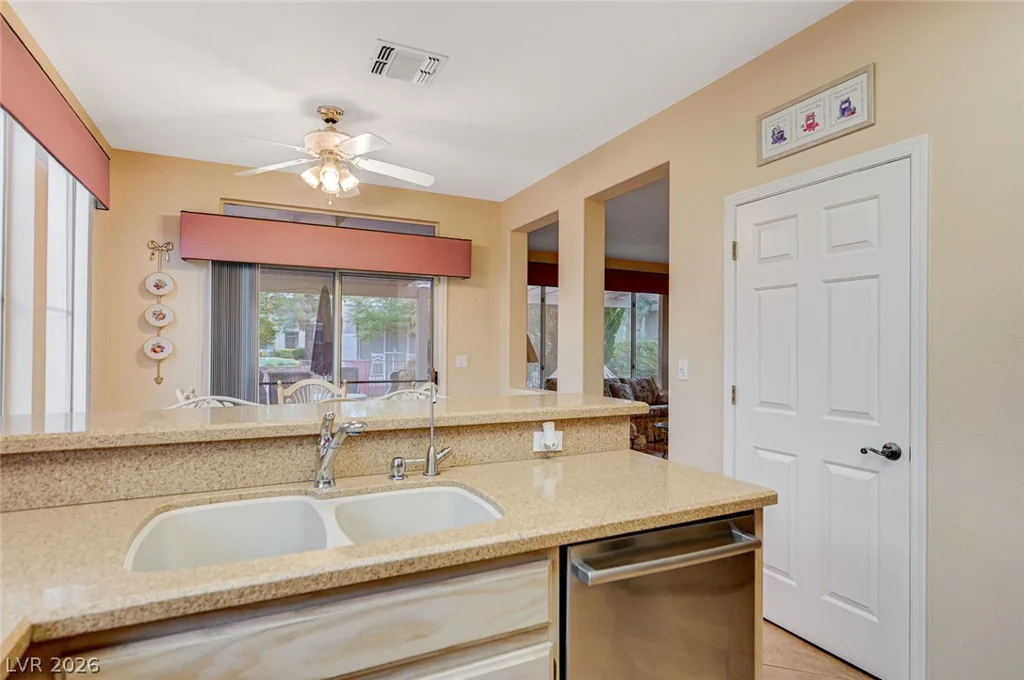 2115 High Mesa, Henderson, NV 89012