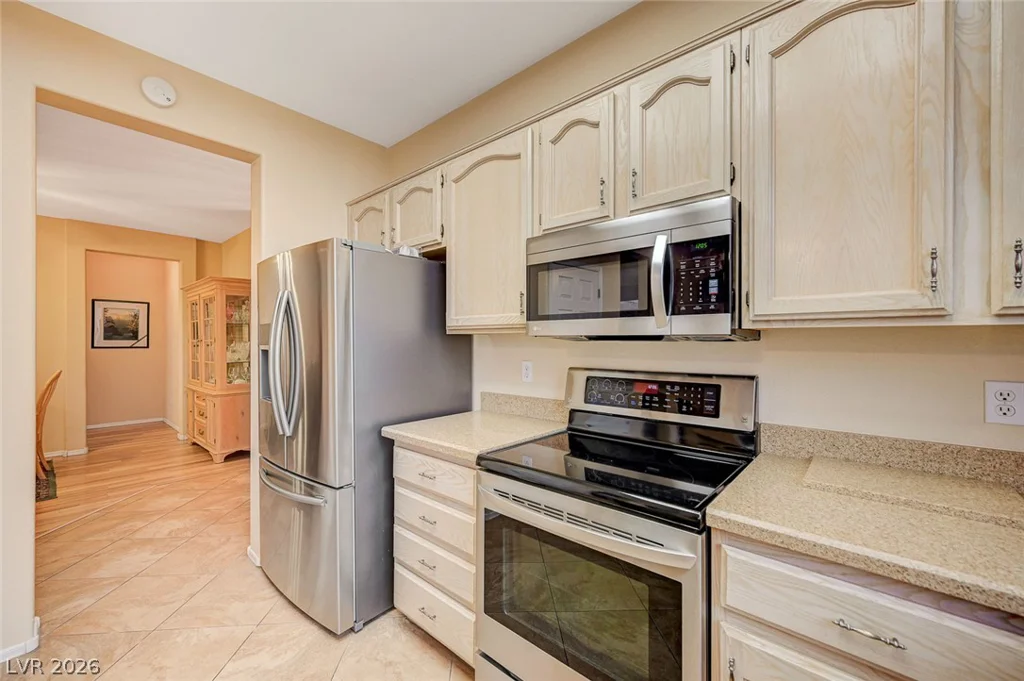 2115 High Mesa, Henderson, NV 89012