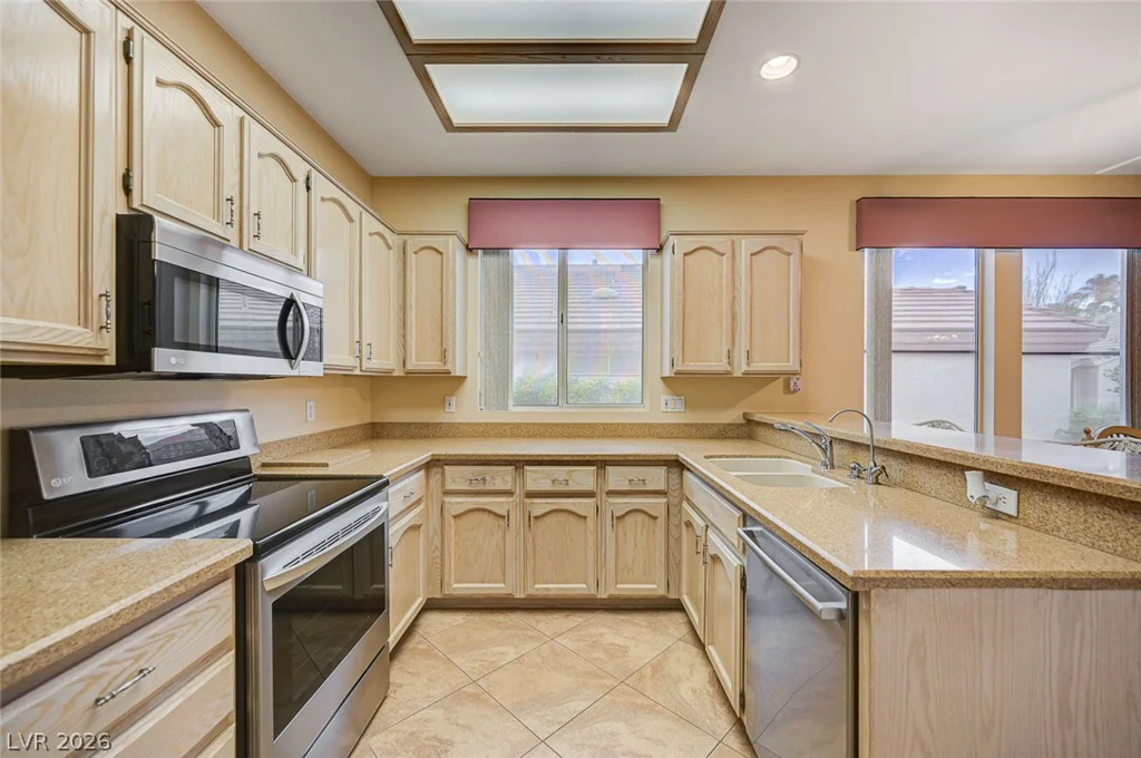 2115 High Mesa, Henderson, NV 89012