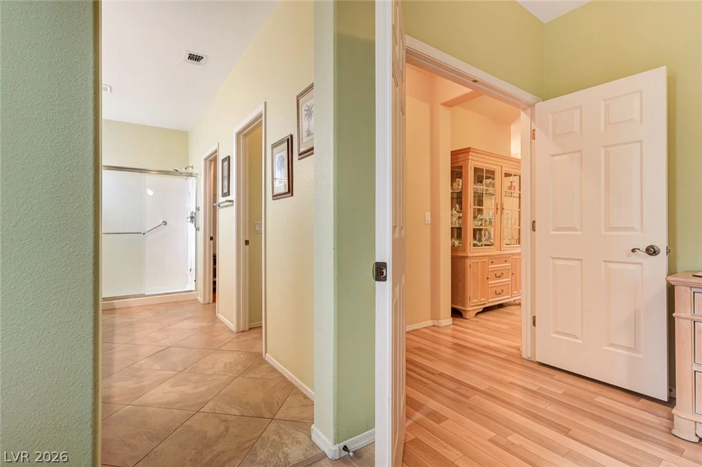 2115 High Mesa, Henderson, NV 89012