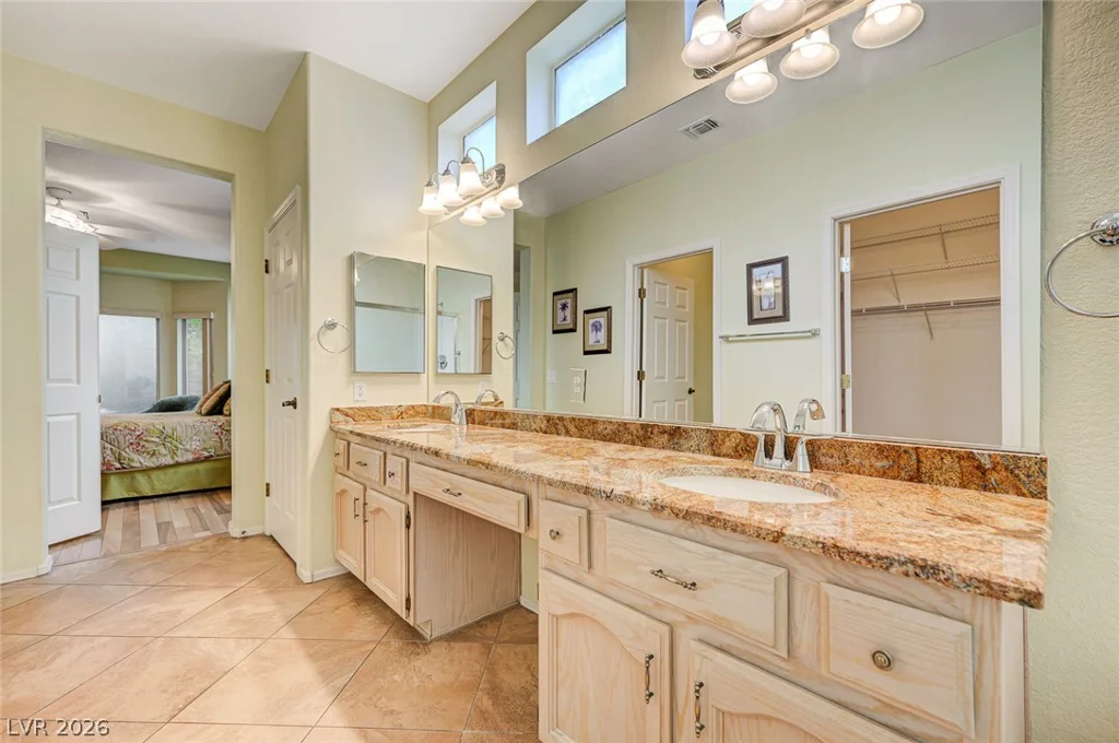 2115 High Mesa, Henderson, NV 89012