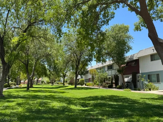 213 Greenbriar Townhouse, Las Vegas, NV 89121