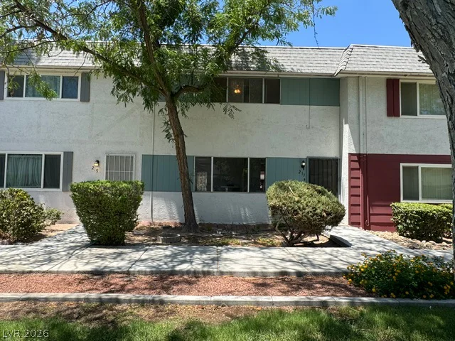 213 Greenbriar Townhouse, Las Vegas, NV 89121