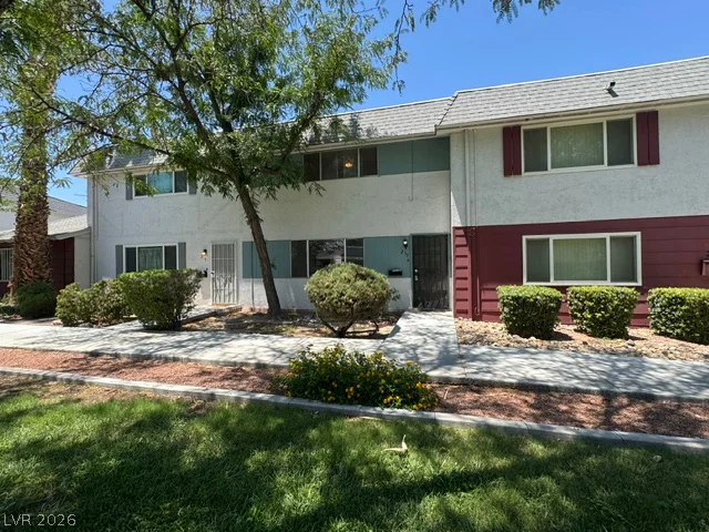 213 Greenbriar Townhouse, Las Vegas, NV 89121