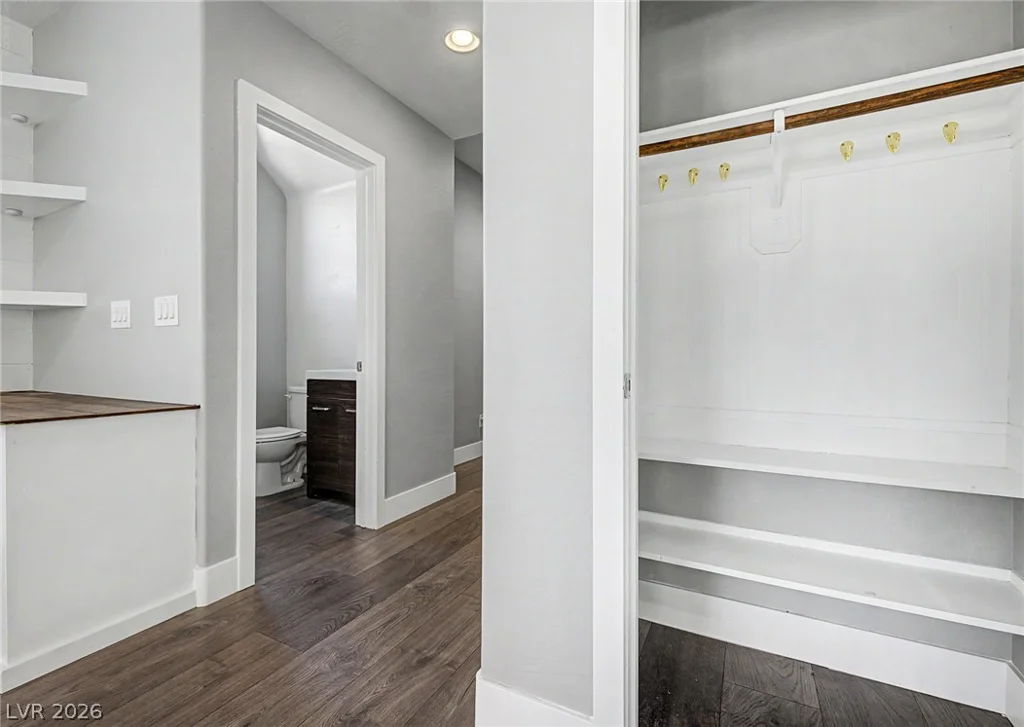 7703 Coral Cactus, Las Vegas, NV 89139
