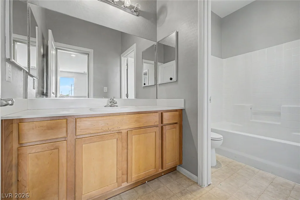 7703 Coral Cactus, Las Vegas, NV 89139