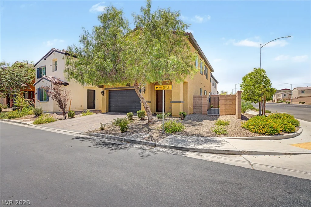 7703 Coral Cactus, Las Vegas, NV 89139