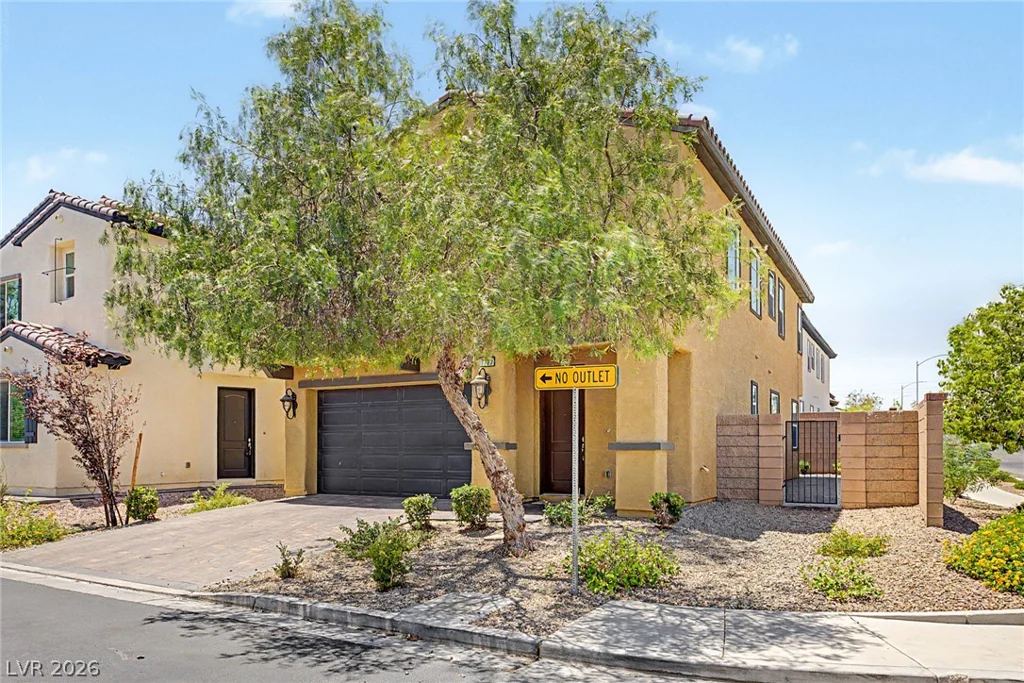 7703 Coral Cactus, Las Vegas, NV 89139