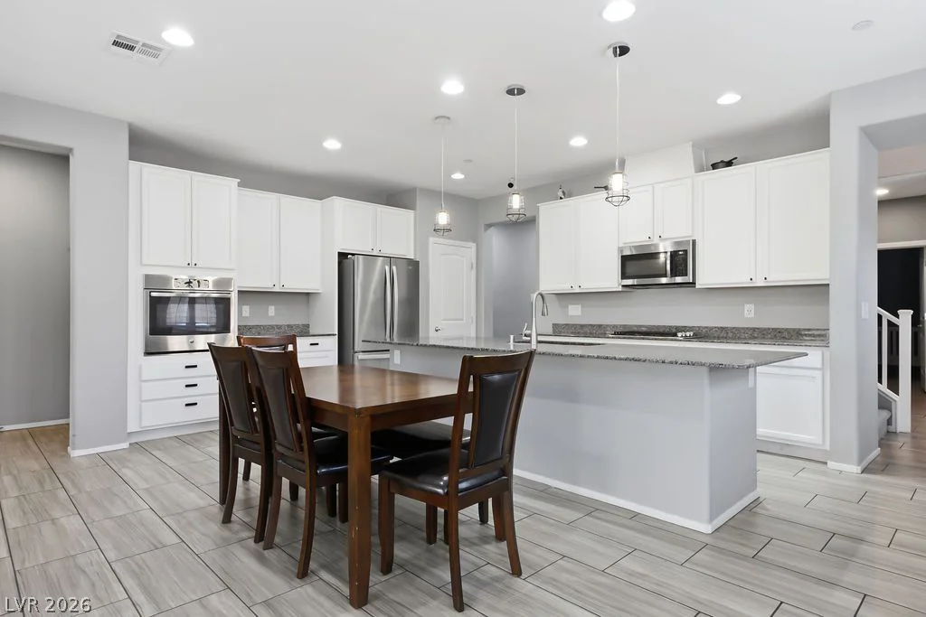652 Cadence View, Henderson, NV 89011
