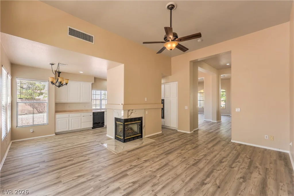 8620 Trianon, Las Vegas, NV 89145