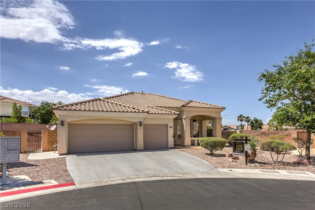 8620 Trianon, Las Vegas, NV 89145