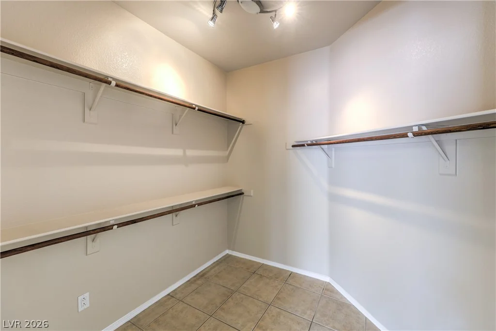 8620 Trianon, Las Vegas, NV 89145