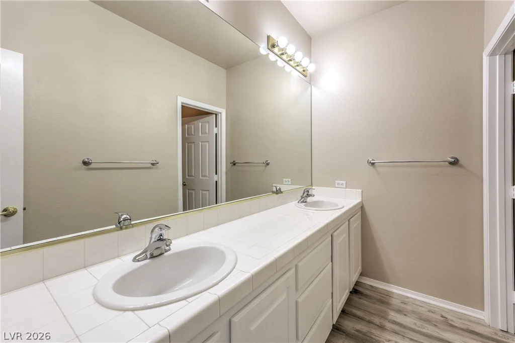 8620 Trianon, Las Vegas, NV 89145