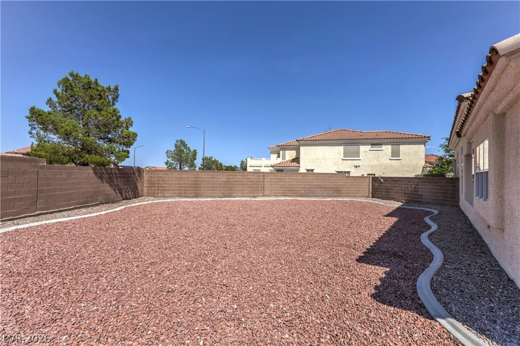 8620 Trianon, Las Vegas, NV 89145