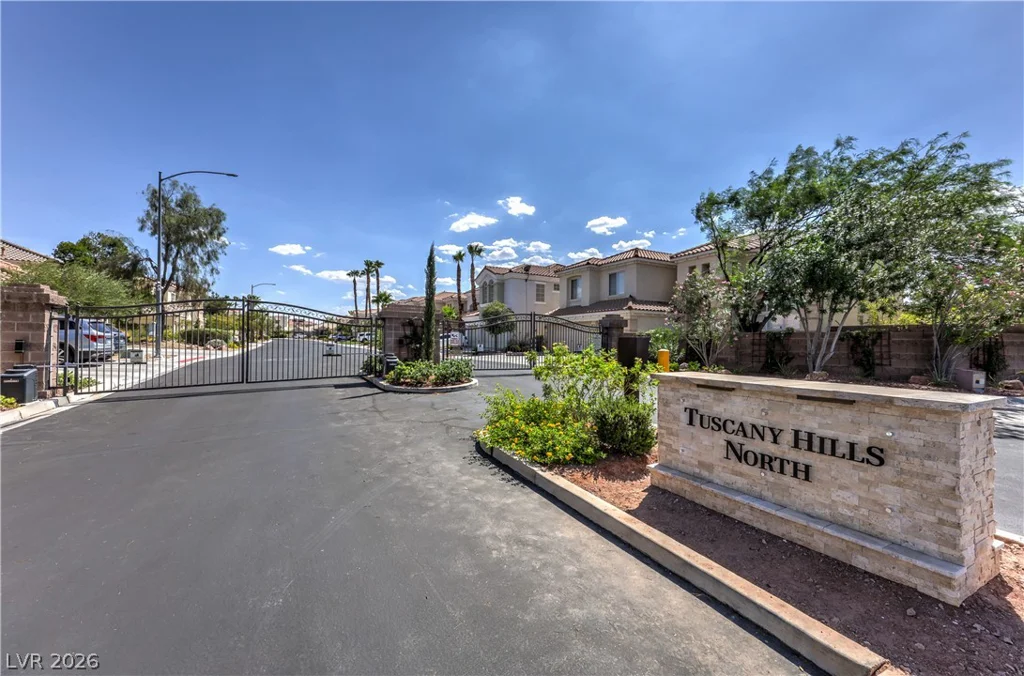 8620 Trianon, Las Vegas, NV 89145