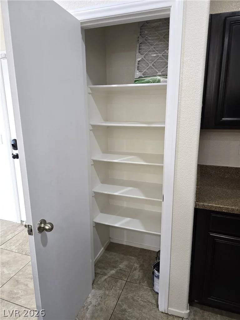 4437 Dover Straight, Las Vegas, NV 89115
