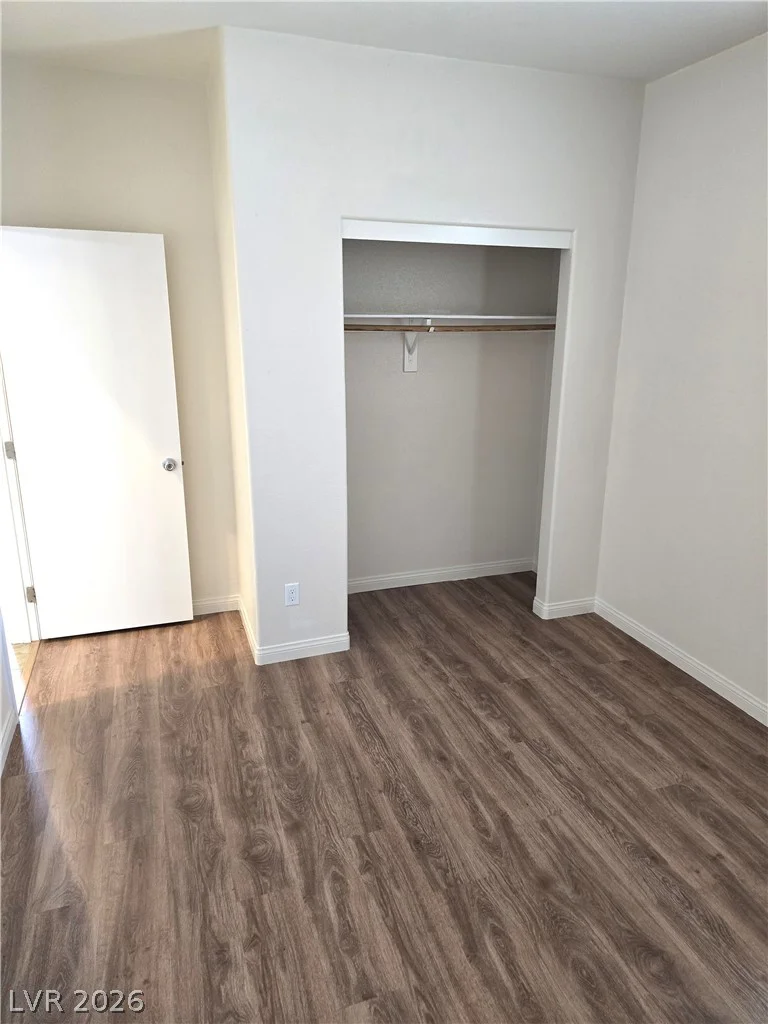 4437 Dover Straight, Las Vegas, NV 89115