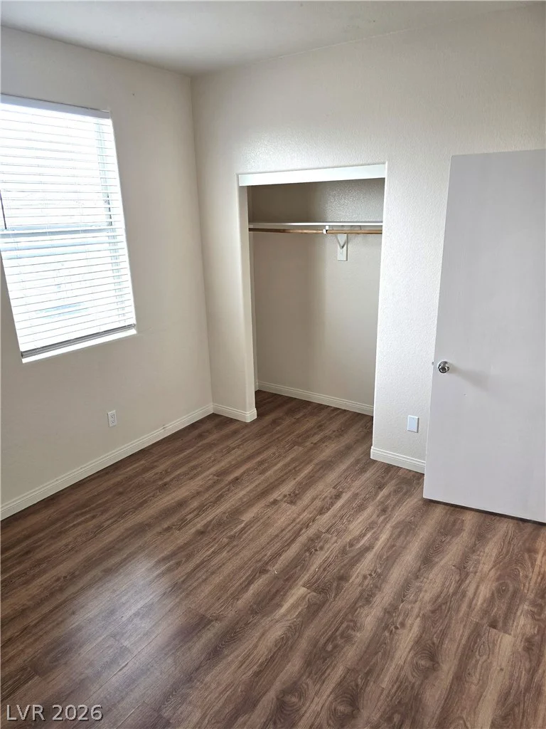 4437 Dover Straight, Las Vegas, NV 89115