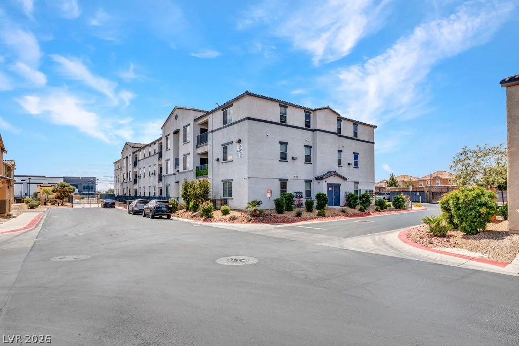 4437 Dover Straight, Las Vegas, NV 89115