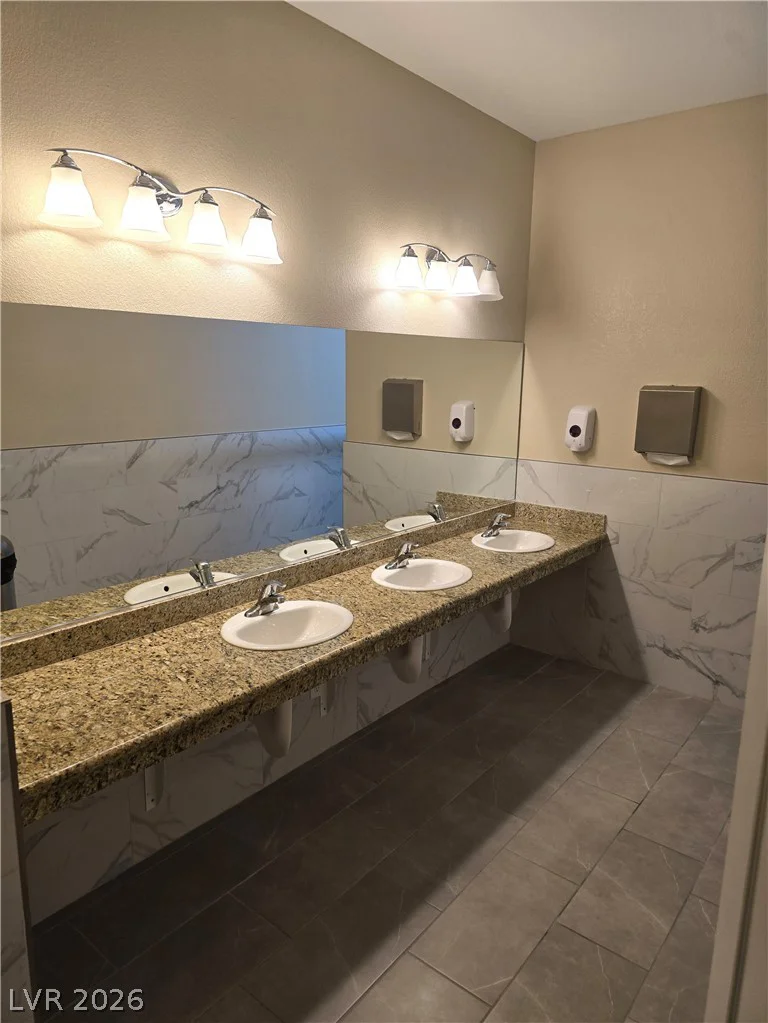 4437 Dover Straight, Las Vegas, NV 89115