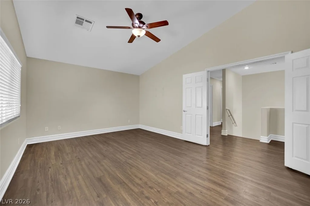 9782 Valmeyer, Las Vegas, NV 89148