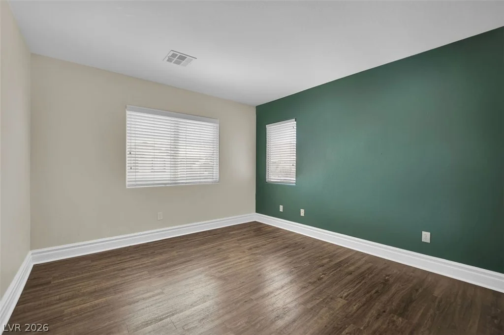 9782 Valmeyer, Las Vegas, NV 89148