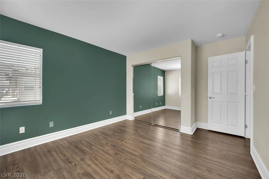 9782 Valmeyer, Las Vegas, NV 89148