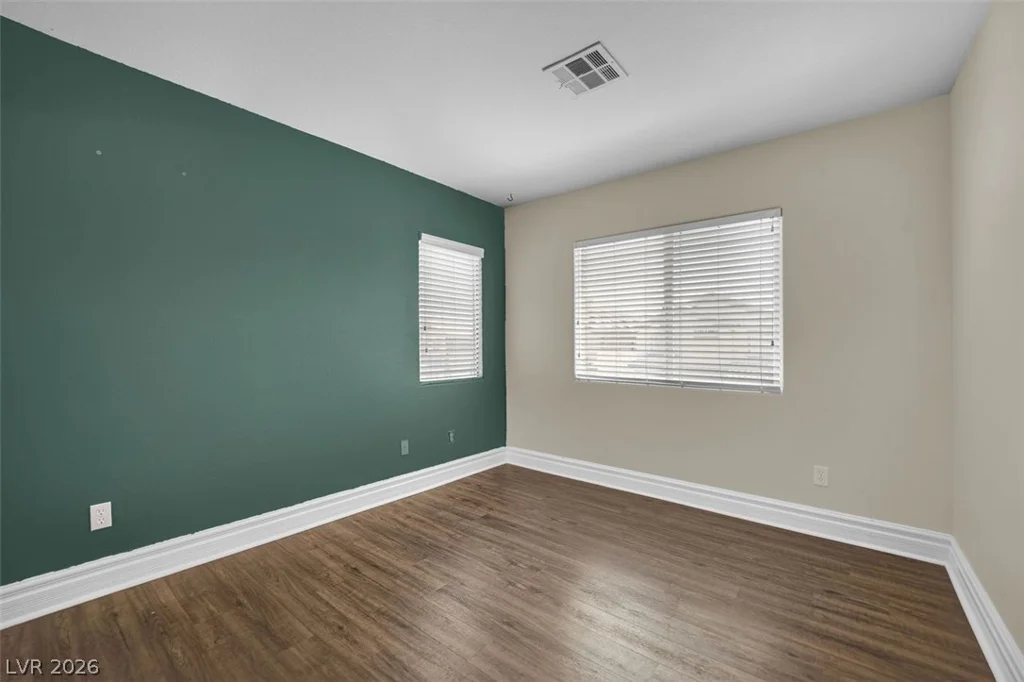 9782 Valmeyer, Las Vegas, NV 89148
