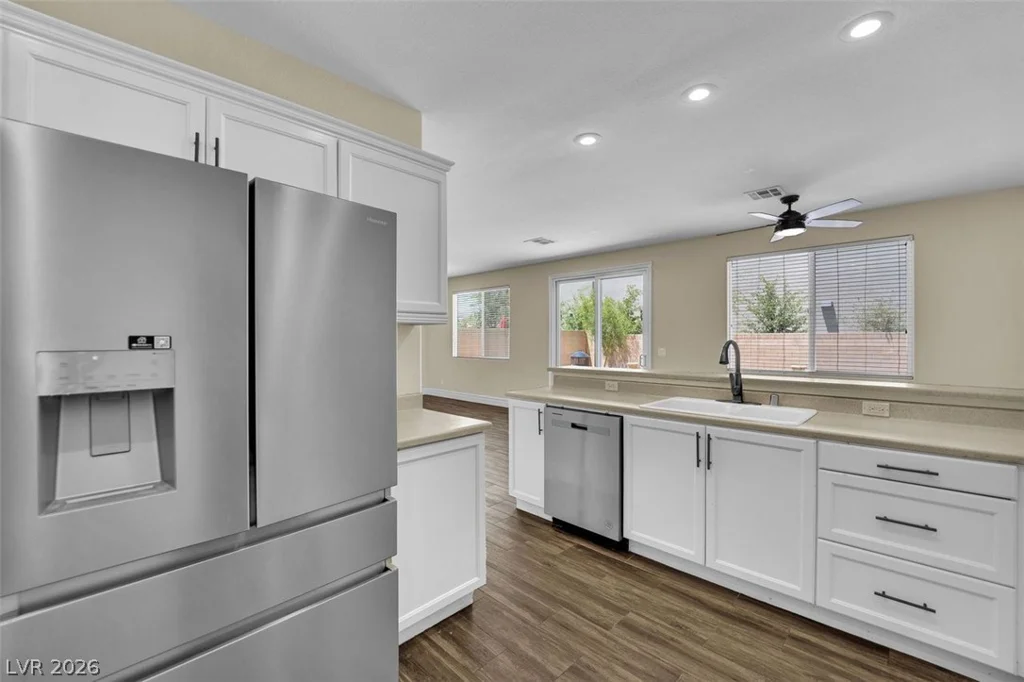9782 Valmeyer, Las Vegas, NV 89148