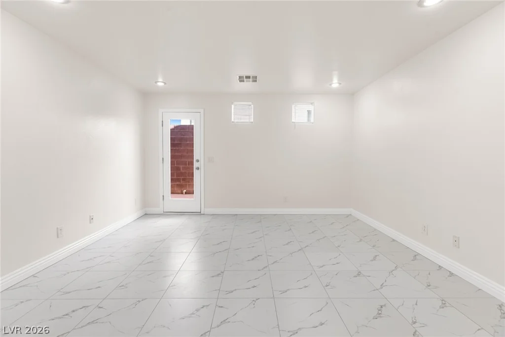 7329 Aquifer, Las Vegas, NV 89139
