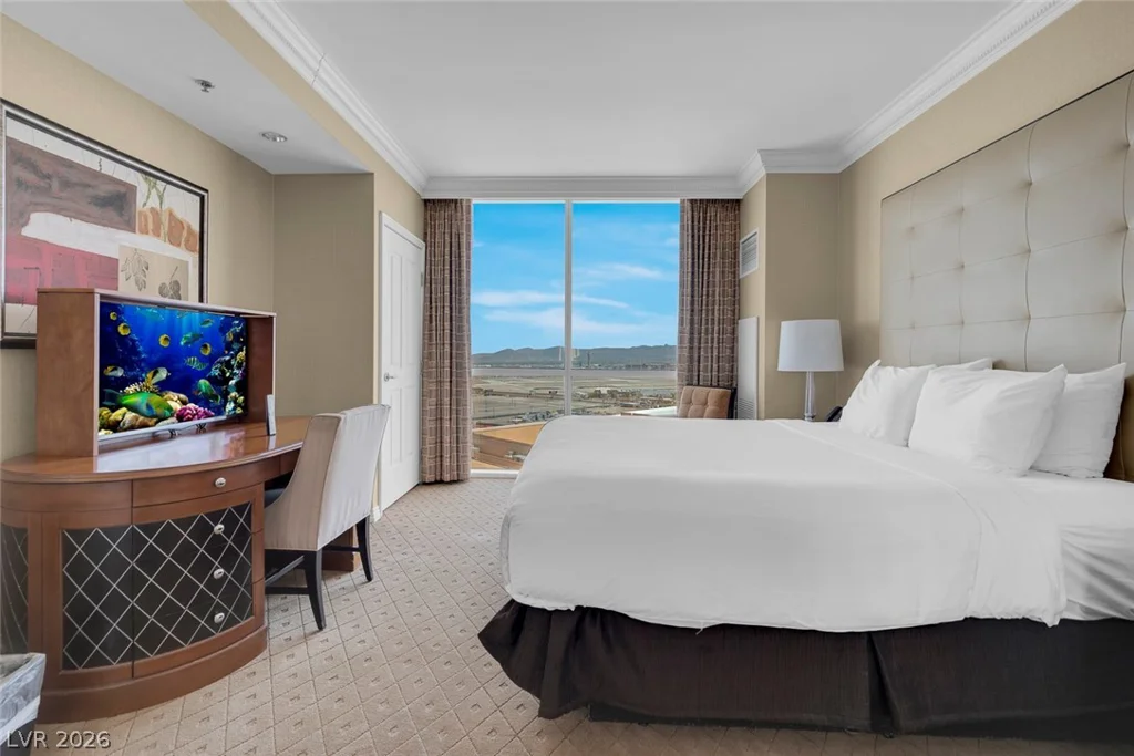 145 Harmon, Las Vegas, NV 89109