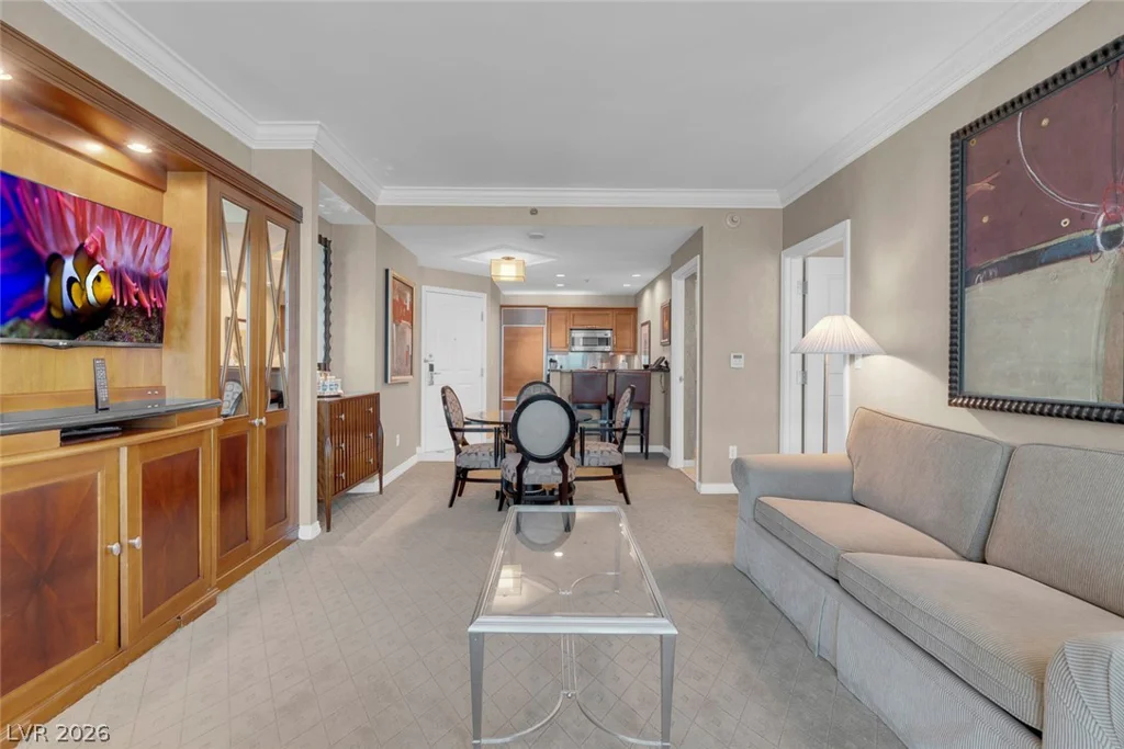 145 Harmon, Las Vegas, NV 89109