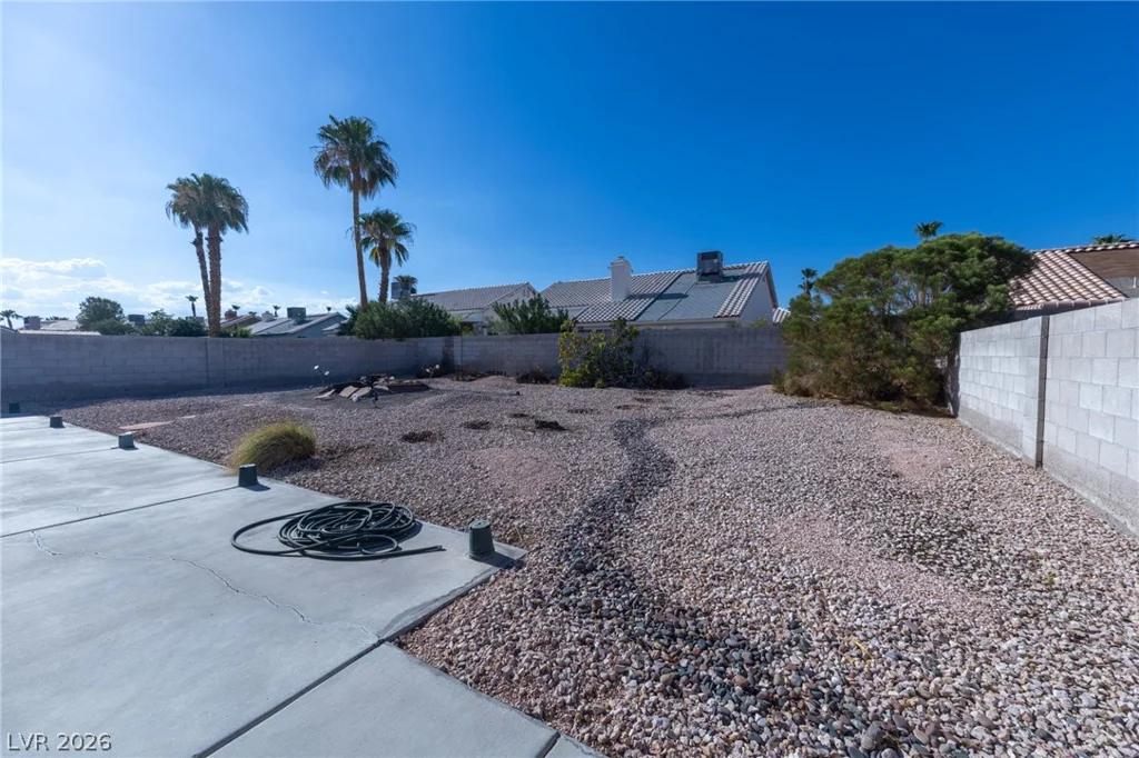 6300 Maxwood, Las Vegas, NV 89122