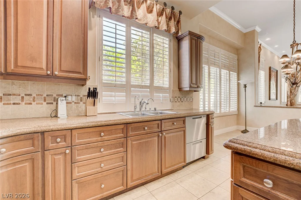 204 Valiente, Las Vegas, NV 89144