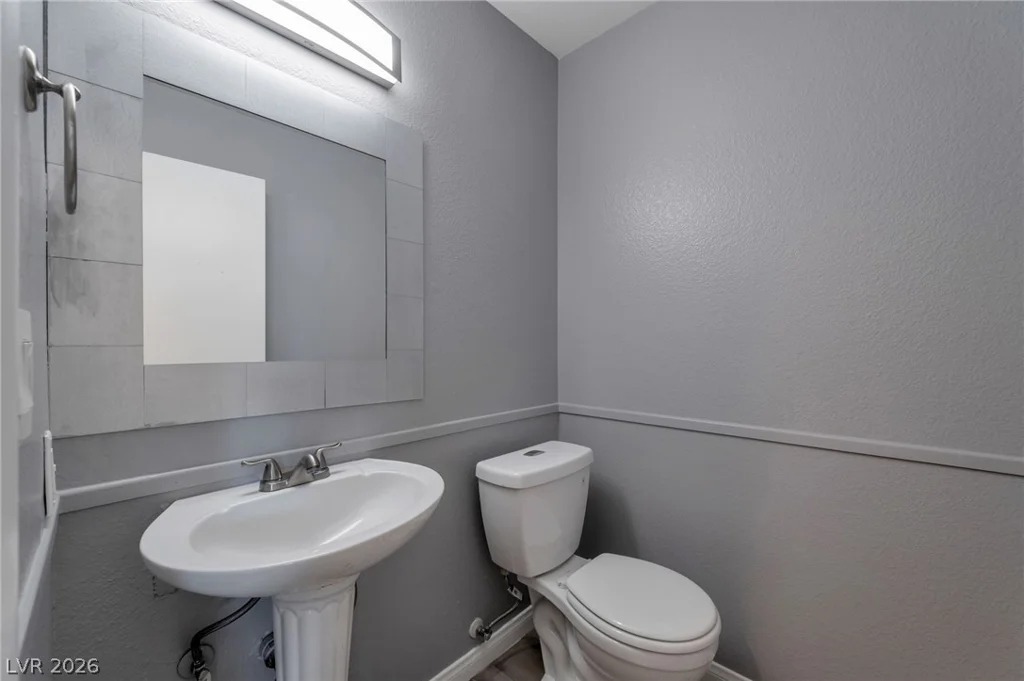 3825 Summer Breeze, Las Vegas, NV 89108