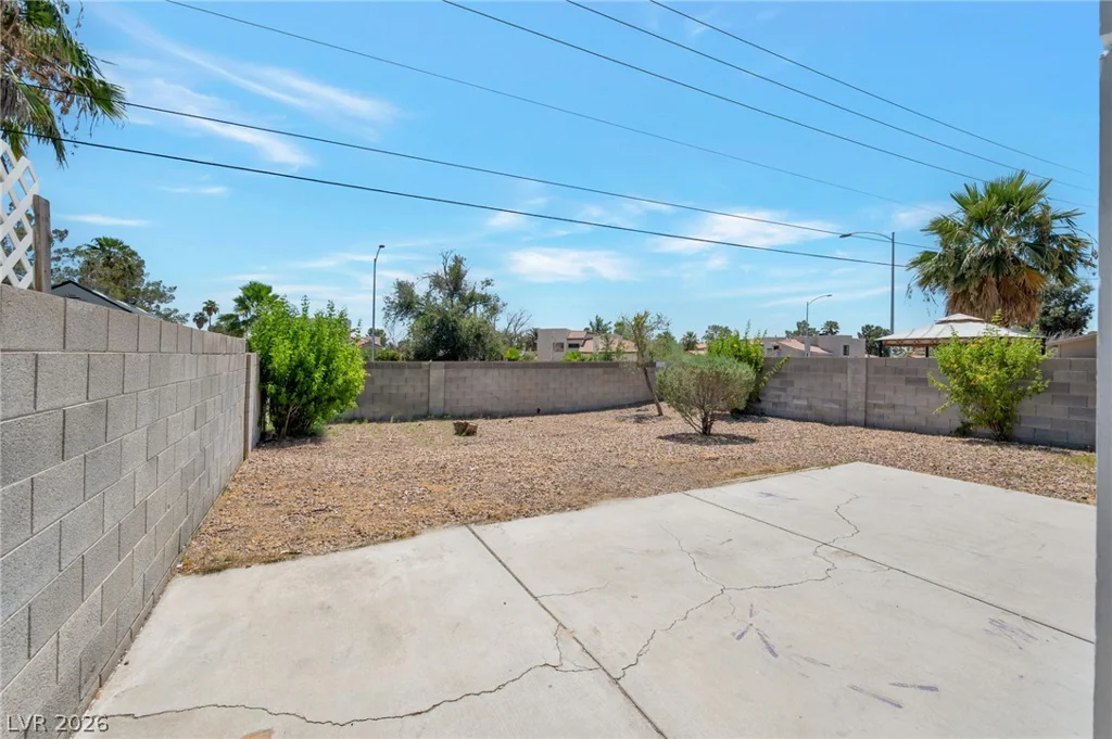 3825 Summer Breeze, Las Vegas, NV 89108
