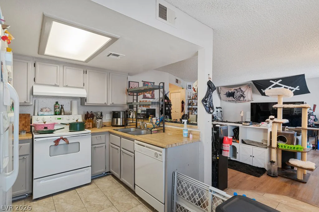 4781 Craig, Las Vegas, NV 89115