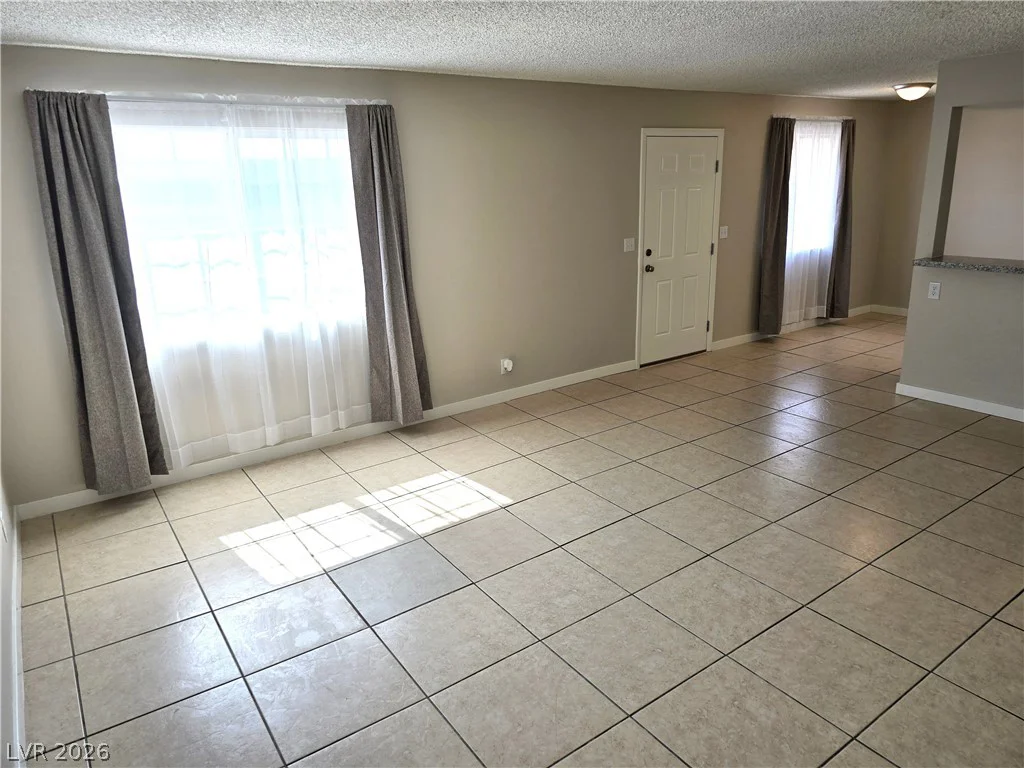 4851 Craig, Las Vegas, NV 89115