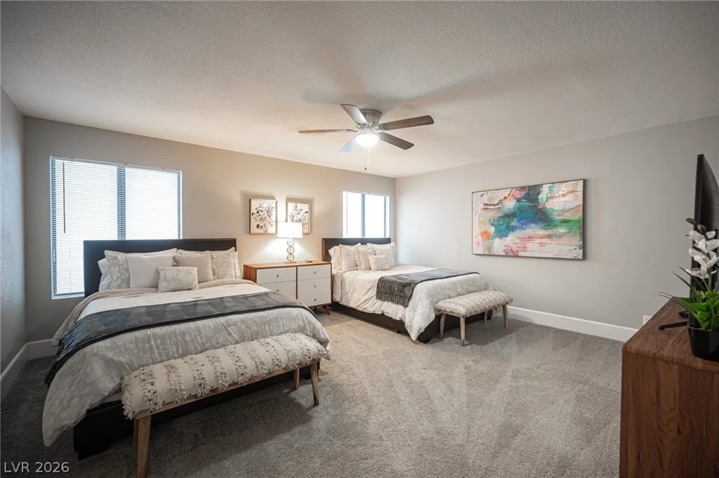 915 Vegas Valley, Las Vegas, NV 89109
