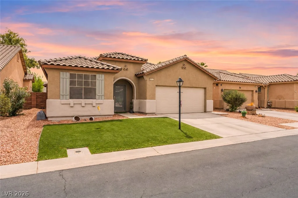 5949 Pavilion Lakes, Las Vegas, NV 89122
