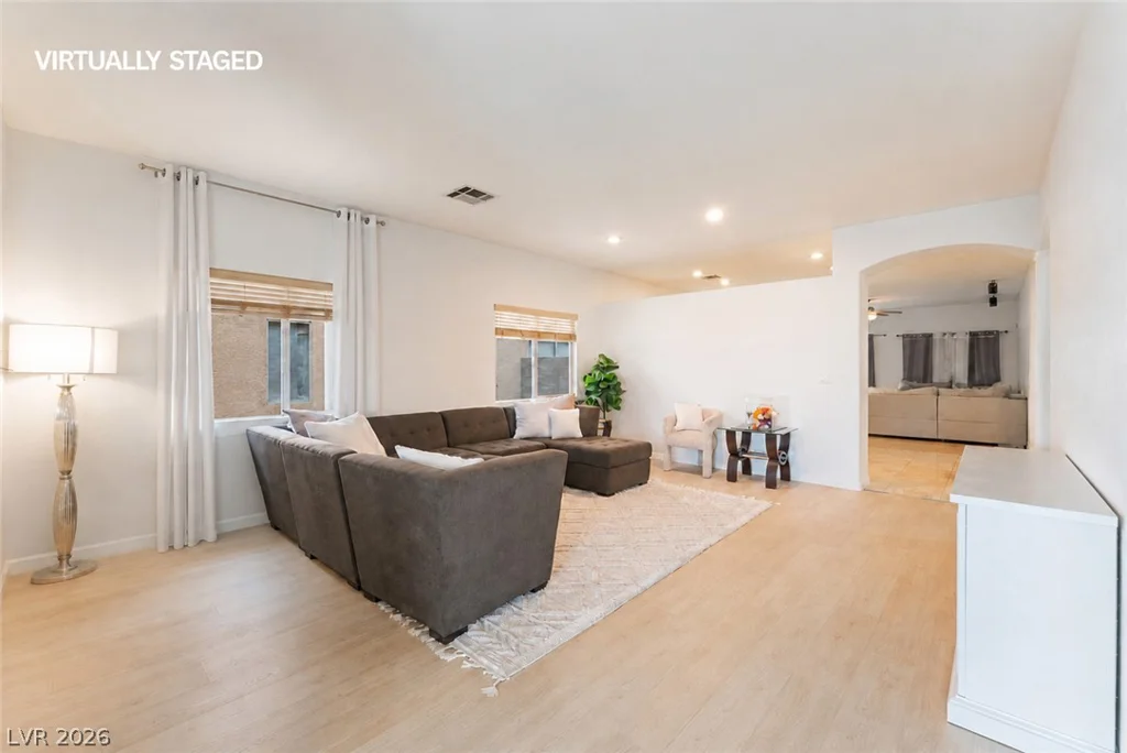 5949 Pavilion Lakes, Las Vegas, NV 89122