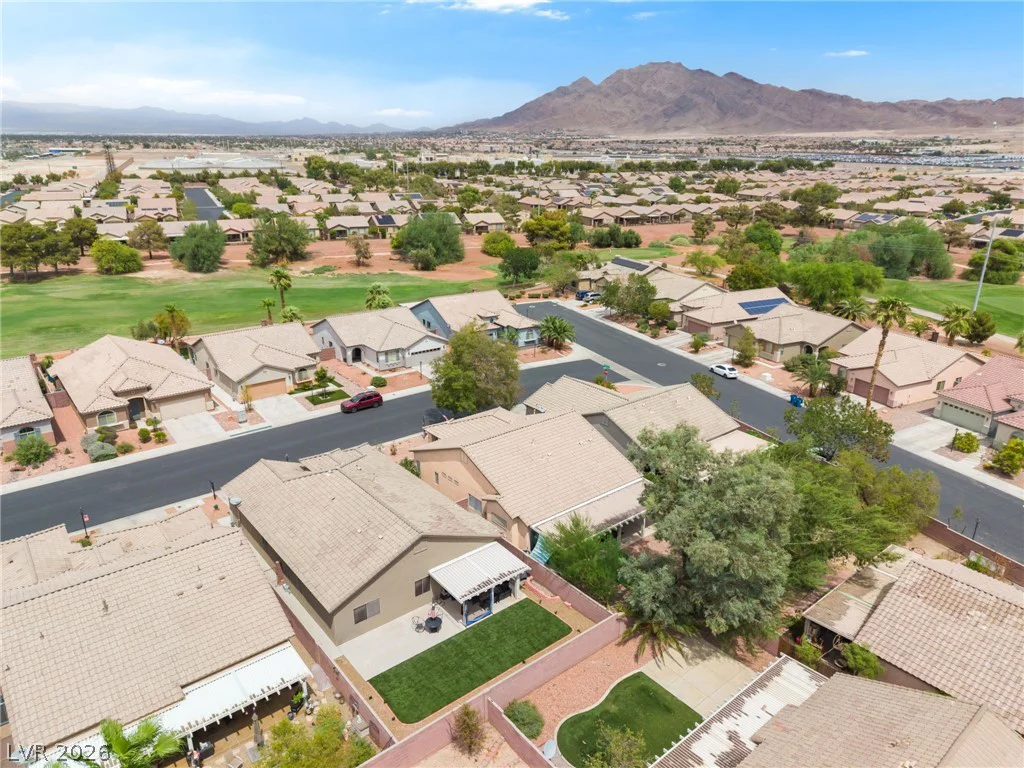 5949 Pavilion Lakes, Las Vegas, NV 89122