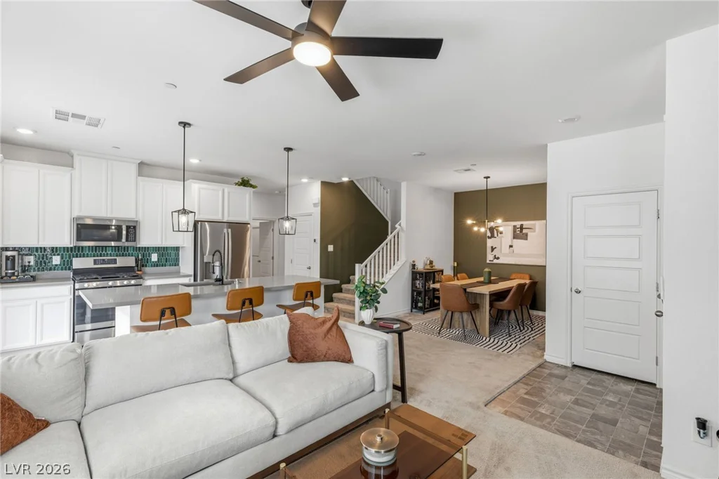 7212 Decatur, Las Vegas, NV 89131