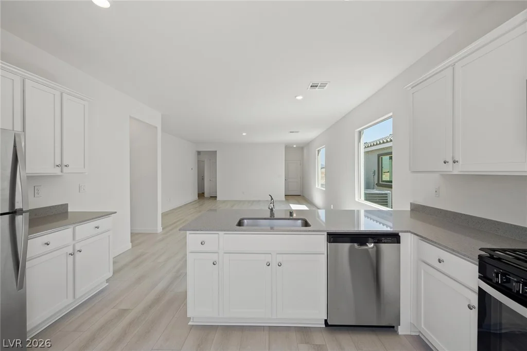 6745 Magnolia River, Las Vegas, NV 89156